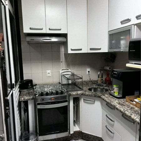 Casa à venda com 3 quartos, sendo 1 suíte, no condomínio Liberty Village, São Paulo - SP