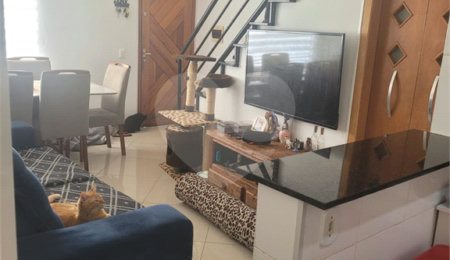 Casa à venda com 2 quartos no condomínio Ipomeias, São Paulo - SP