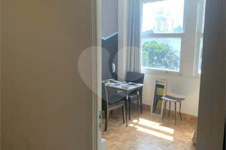 Apartamento à venda com 1 quarto no Centro, São Paulo, SP