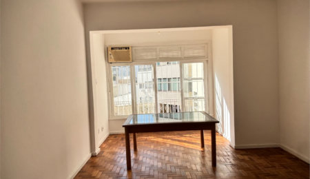 Apartamento à venda com 2 quartos, sendo 1 suíte,  em Lagoa, Rio de Janeiro, RJ