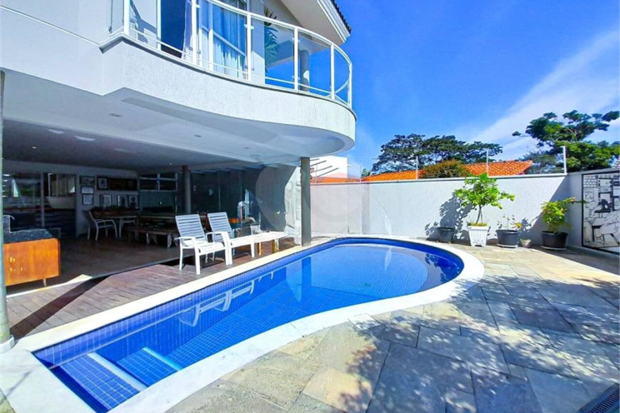 Casa à venda com 3 suítes em Jardim França, São Paulo, SP