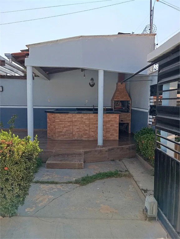 Casa à venda com 3 quartos, sendo 1 suíte, em São Luís, Balsas, MA