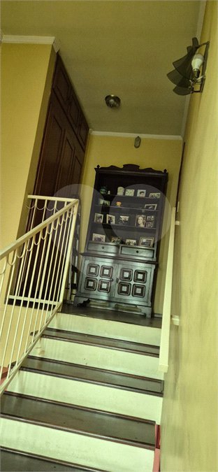 Casa Sobrado com varandas