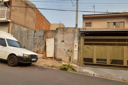 Casa em Construção à Venda no Bairro Romeu Tortorelli