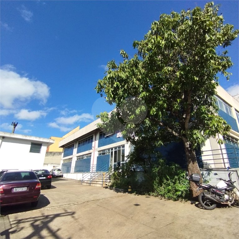 Galpão com 4.000 m² à venda em São Mateus