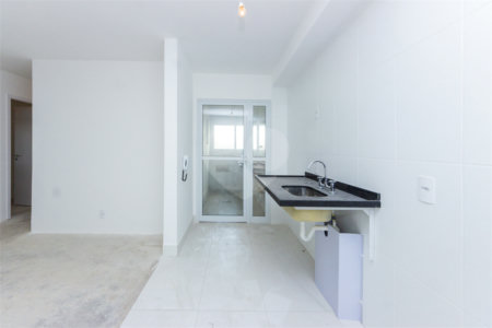 Apartamento à venda com 3 quartos, sendo 1 suíte, em Santo Amaro, São Paulo, SP