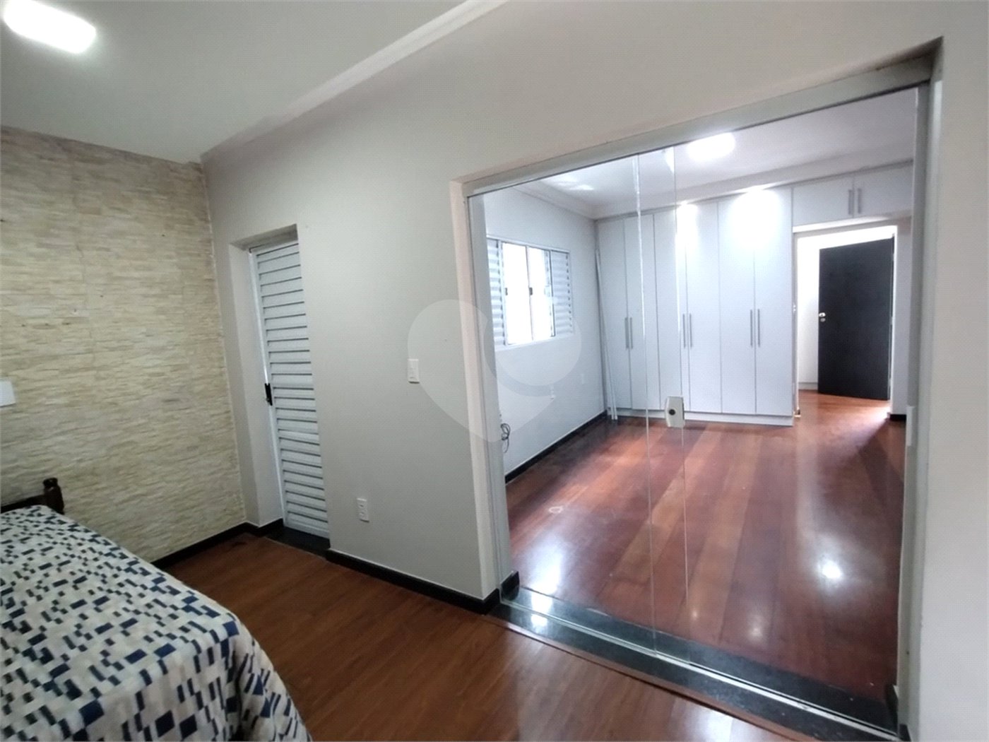 Casa à venda com 2 suítes em Vila Oliveira, Itapetininga, SP