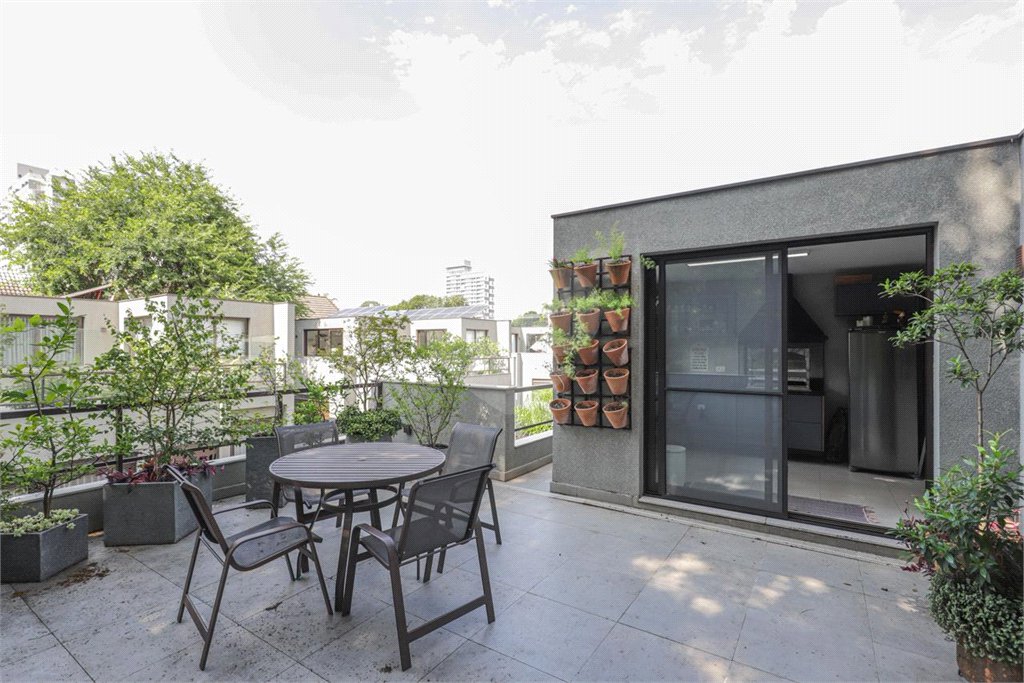 Casa à venda com 4 suítes no condomínio Mosaico 17, São Paulo - SP