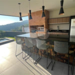 Casa à venda com 4 suítes no condomínio Porto Atibaia, Atibaia - SP