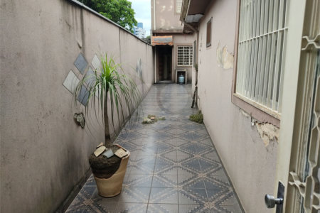 Casa à venda com 4 quartos em Vila Constança, São Paulo, SP