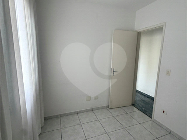 Apartamento à venda ou para alugar com 3 quartos, sendo 1 suíte,  em Santa Teresinha, São Paulo, SP