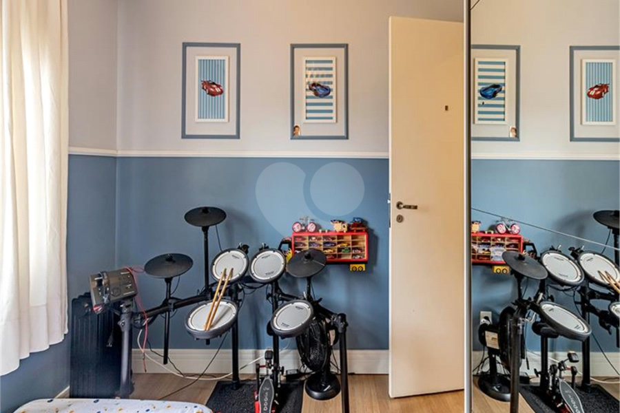 Apartamento à venda com 3 quartos, sendo 1 suíte, em Barra Funda, São Paulo, SP
