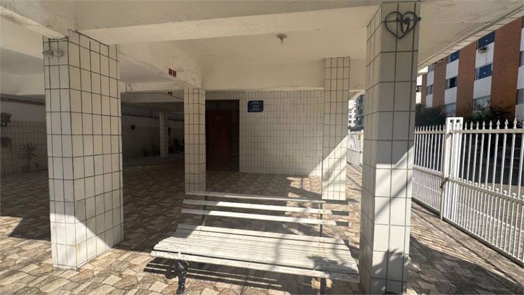 Apartamento Residencial à venda, Vila Guilhermina, Praia Grande - AP0381.