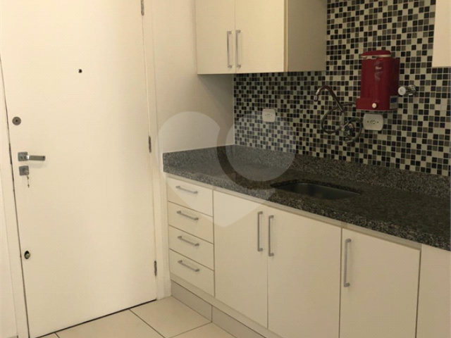 Apartamento à venda com 3 quartos, sendo 1 suíte,  em Santana, São Paulo, SP