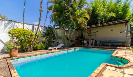 Casa de Vila à venda com 4 quartos, sendo 2 suítes, em Alto da Boa Vista, São Paulo, SP