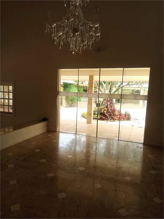 Casa à venda ou para alugar com 6 quartos, sendo 4 suítes, em Jardim Itaperi, Atibaia, SP