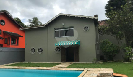 Casa à venda com 4 suítes no condomínio Alpes da Cantareira, Mairiporã - SP