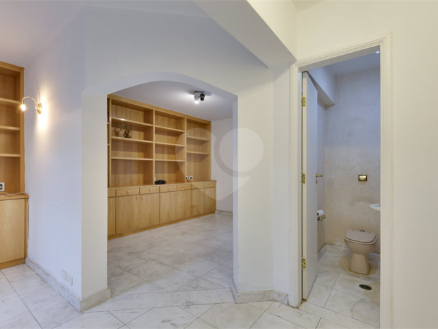 Casa à venda ou para alugar com 3 quartos, sendo 1 suíte,  em Chácara Monte Alegre, São Paulo, SP