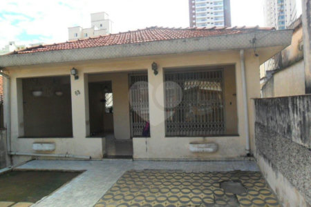 Casa Térrea à venda com 3 quartos em Santa Teresinha, São Paulo, SP