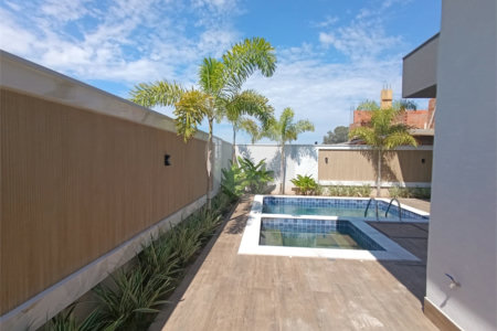 Casa à venda com 3 suítes no condomínio Villa Sapezal, Indaiatuba - SP