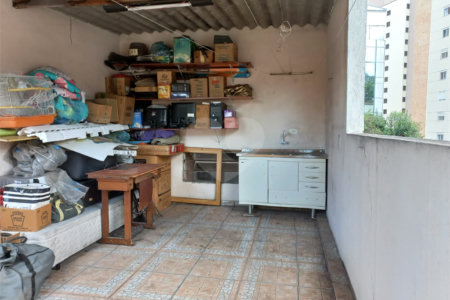 Sobrado à venda com 2 quartos, sendo 1 suíte,  em Santa Teresinha, São Paulo, SP