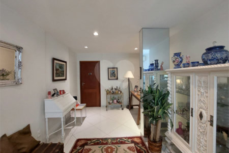 Apartamento à venda com 3 quartos, sendo 1 suíte, em Tijuca, Rio de Janeiro, RJ