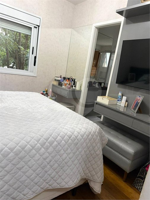 Apartamento à venda com 3 suítes em Campo Belo, São Paulo, SP