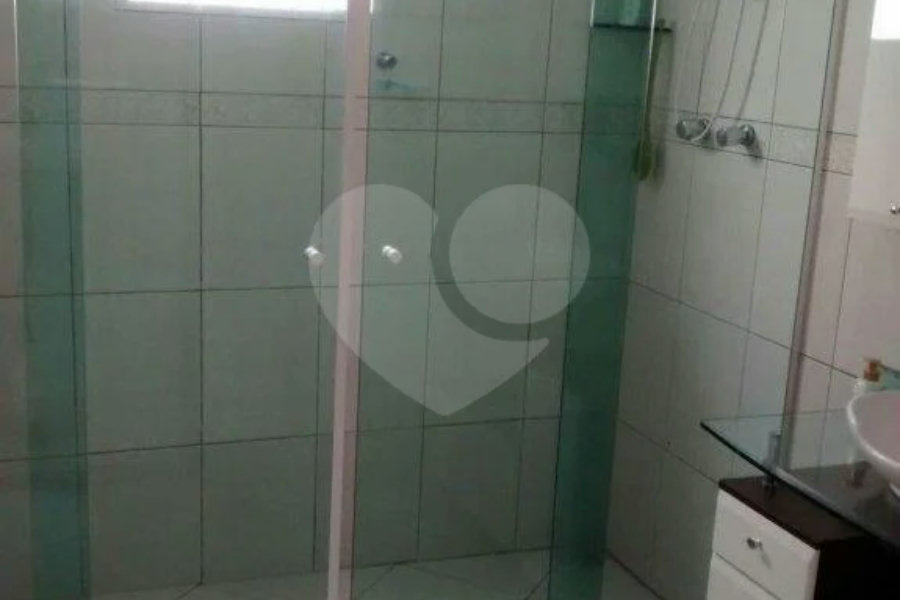 Casa térrea à venda na região do Imirim, 2 dormitórios, 2 vagas de garagem!