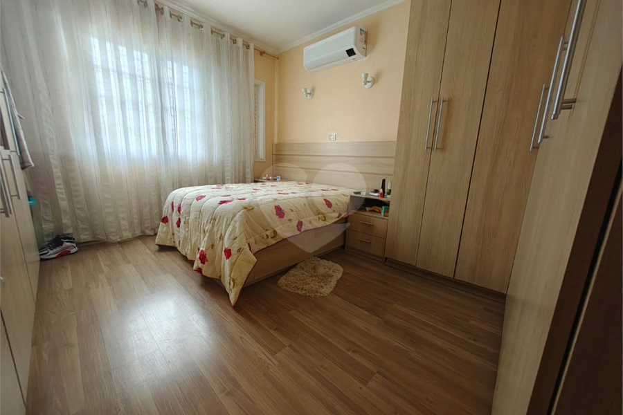 Sobrado à venda com 3 quartos, sendo 1 suíte,  em Tremembé, São Paulo, SP