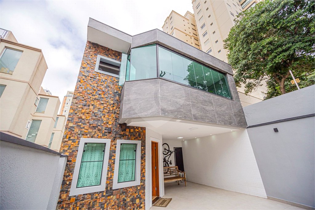 Casa à venda com 5 quartos, sendo 1 suíte,  em Chácara Inglesa, São Paulo, SP
