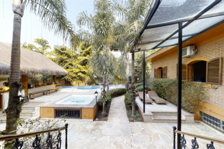 Casa à venda com 4 suítes em Jardim Marajoara, São Paulo, SP