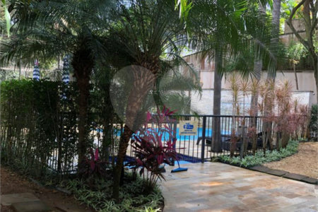 Casa à venda com 4 quartos, sendo 2 suítes, no condomínio Sunríse, São Paulo - SP