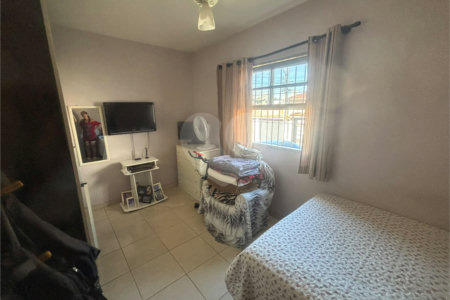 Casa Térrea à venda com 1 quarto em Vila Gustavo, São Paulo, SP