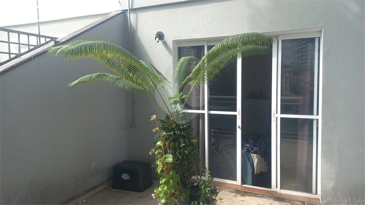 Casa à venda com 3 quartos, sendo 2 suítes,  em Santo Amaro, São Paulo, SP