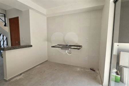 Casa à venda com 2 quartos no condomínio Residencial Mirella, Rio de Janeiro - RJ