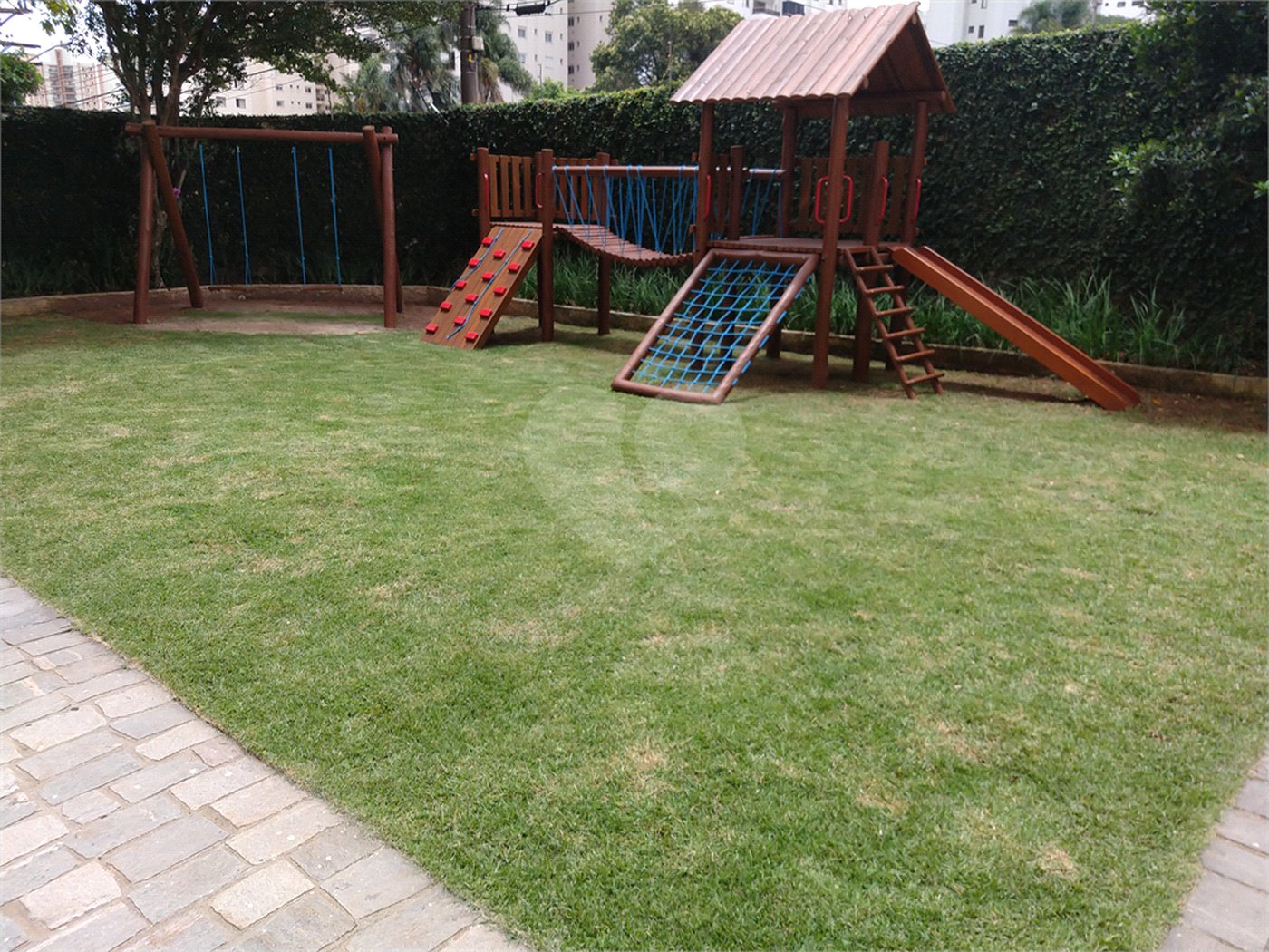 Apartamento para alugar com 2 quartos, sendo 1 suíte, em Campo Belo, São Paulo, SP