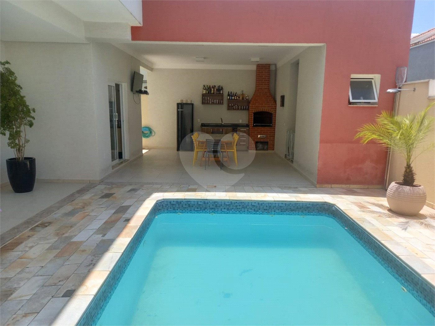 Casa à venda com 3 suítes no condomínio Mont Blanc, Sorocaba - SP