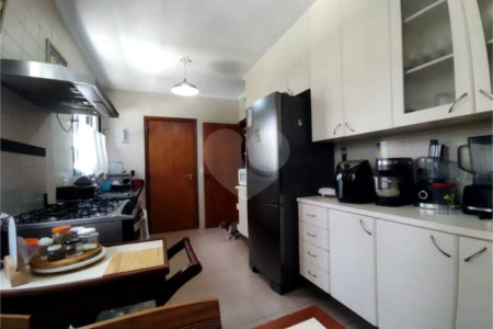 Apartamento à venda com 4 quartos, sendo 2 suítes, em Campo Belo, São Paulo, SP