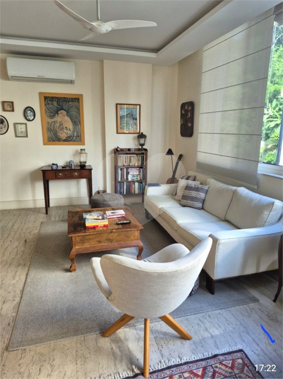 Apartamento à venda com 3 quartos, sendo 1 suíte, em Humaitá, Rio de Janeiro, RJ