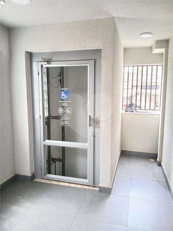 Apartamento à venda com 2 quartos em Vila dos Remédios, São Paulo, SP