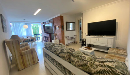 Casa em condomínio à venda com 2 quartos, sendo 1 suíte,  no Centro (mangue), Armação dos Búzios, RJ
