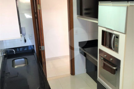 Apartamento à venda com 2 quartos em Vila Mazzei, São Paulo, SP
