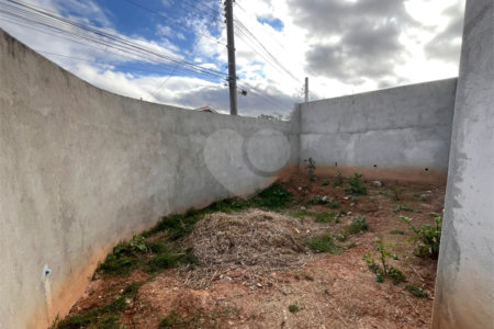 Casa à venda com 3 quartos, sendo 2 suítes, em Vila Suissa, Mogi das Cruzes, SP