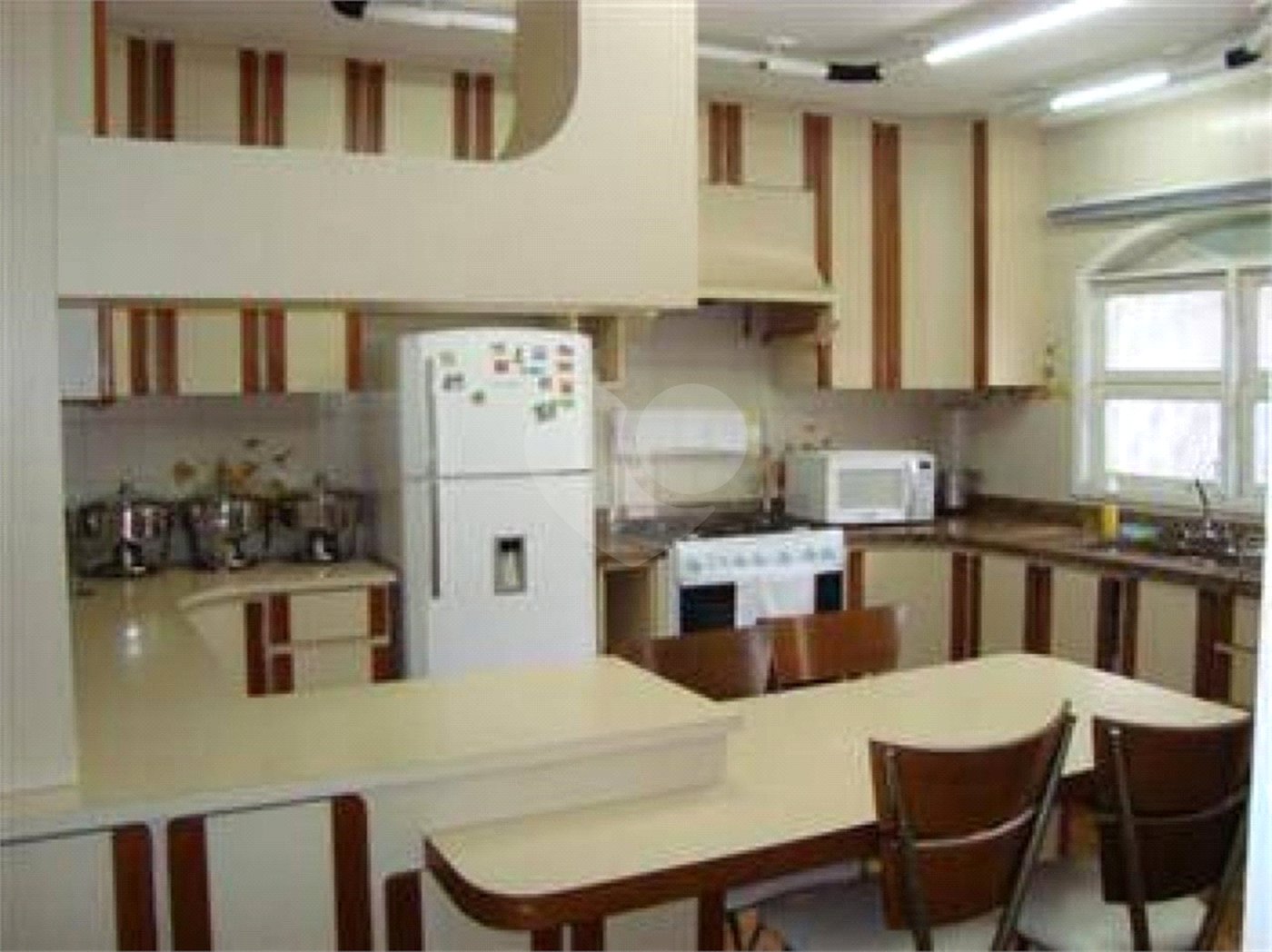 Casa à venda com 4 quartos, sendo 3 suítes, em Vila Alpina, Santo André, SP