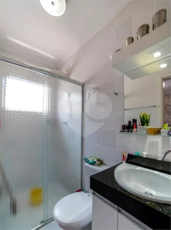 Casa à venda com 2 suítes no condomínio Lauro Korte, São Paulo - SP
