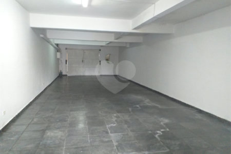 Sobrado à venda com 3 quartos, sendo 1 suíte, em Vila Gustavo, São Paulo, SP