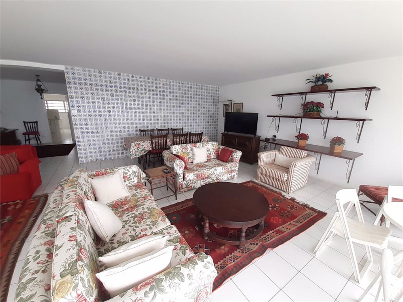 Apartamento Residencial à venda, Pitangueiras, Guarujá - AP0163.