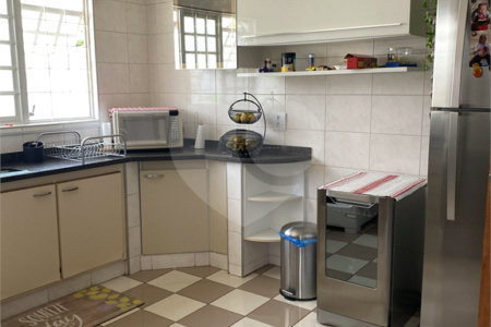 Casa à venda com 3 quartos, sendo 1 suíte, em Jardim das Palmeiras, Valinhos, SP