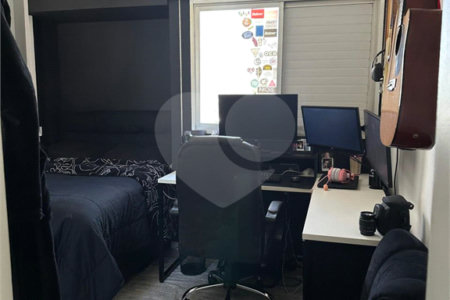 Apartamento à venda com 4 quartos, sendo 1 suíte, em Parque Tomas Saraiva, São Paulo, SP