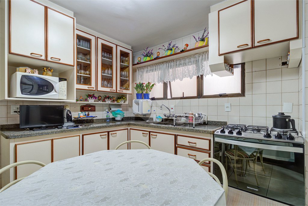 Apartamento à venda com 3 quartos, sendo 1 suíte, em Vila Mascote, São Paulo, SP